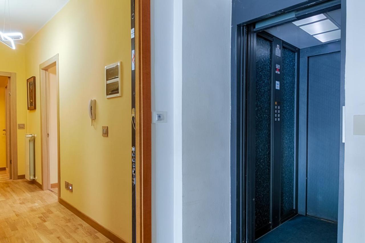 Frida Apartment Nuovo Luminoso Con Vista Aperta Trieste Exterior photo